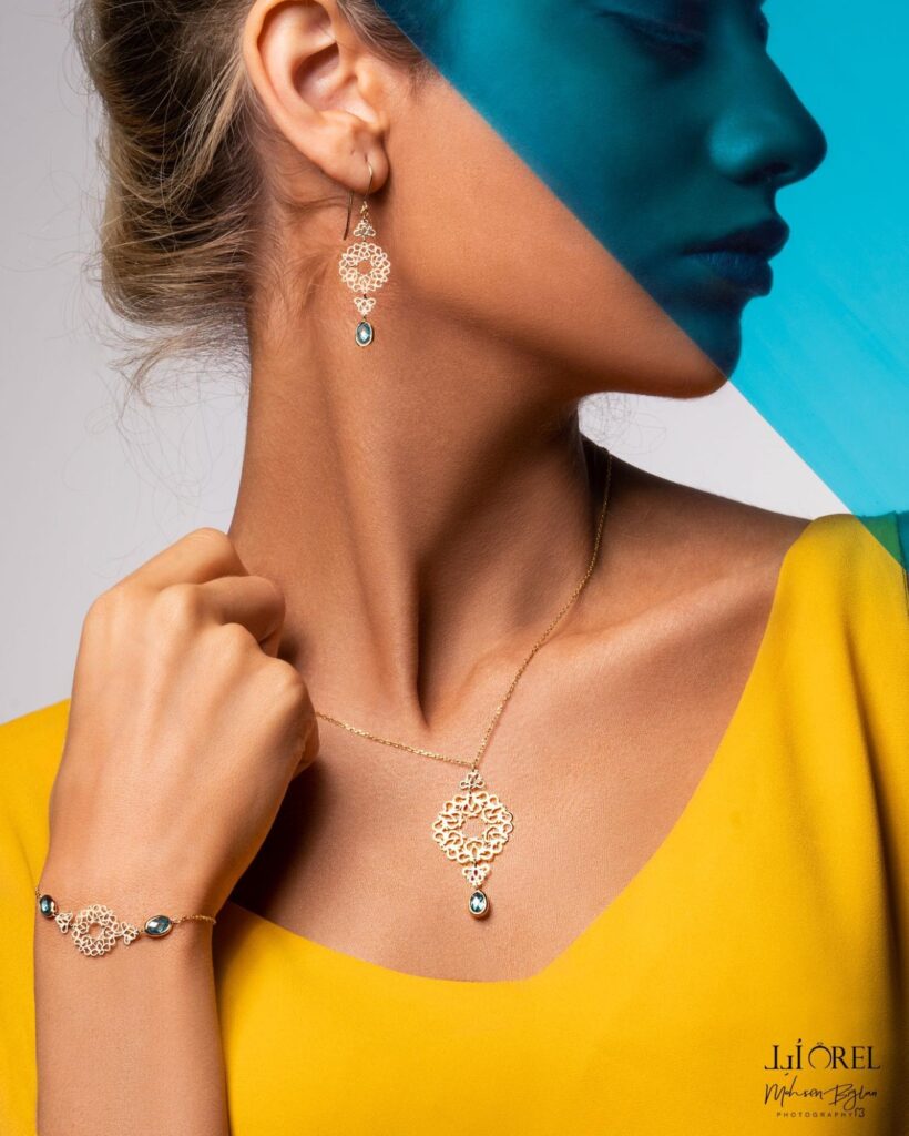 عکس ست گوشواره، گردنبند و دستبند طلا گالری طلای ارل